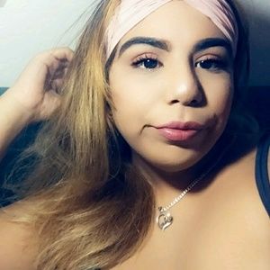 Meet your Posher, Carissa